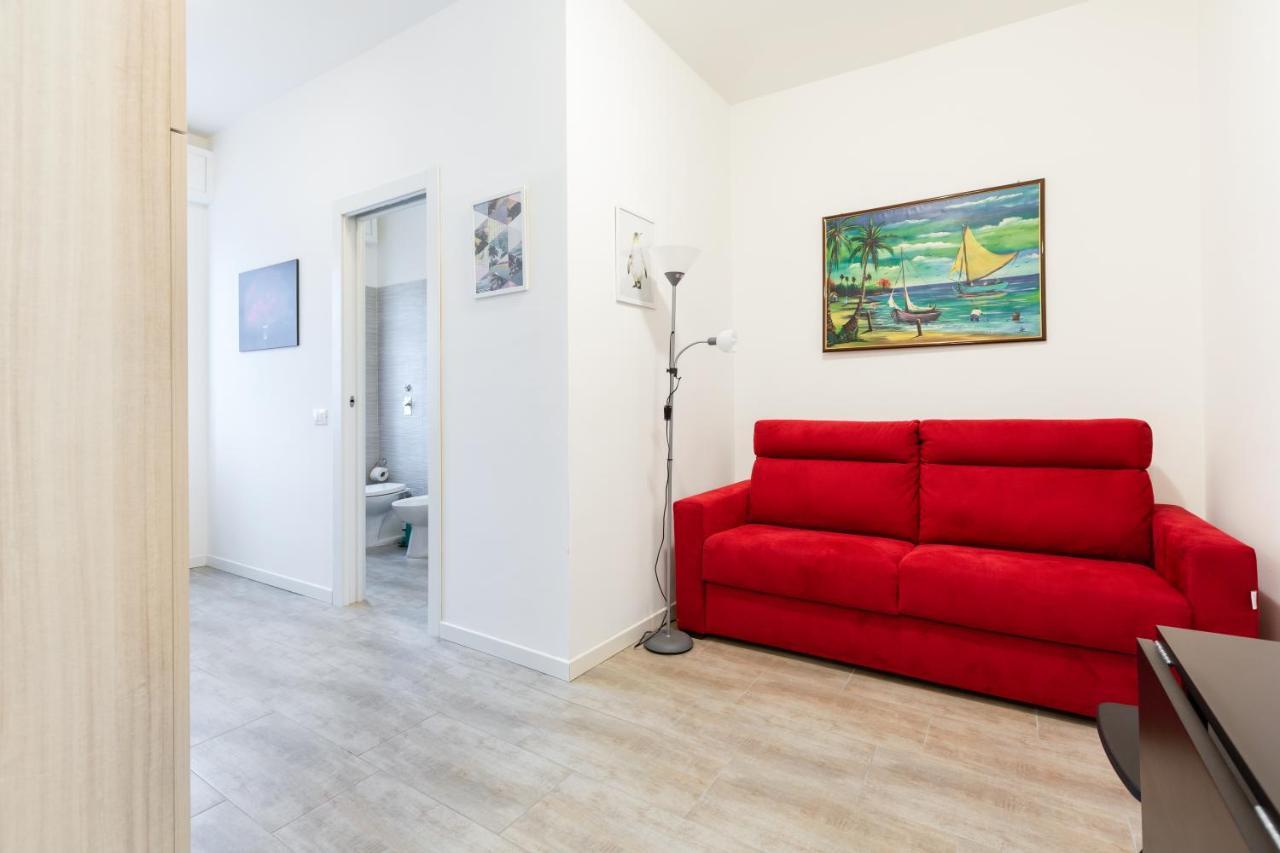 Renovated Flat Subway Yellow Line Милано Екстериор снимка